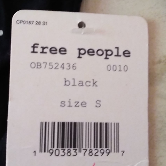 Lovely black and white blouse - Picture 4 of 5